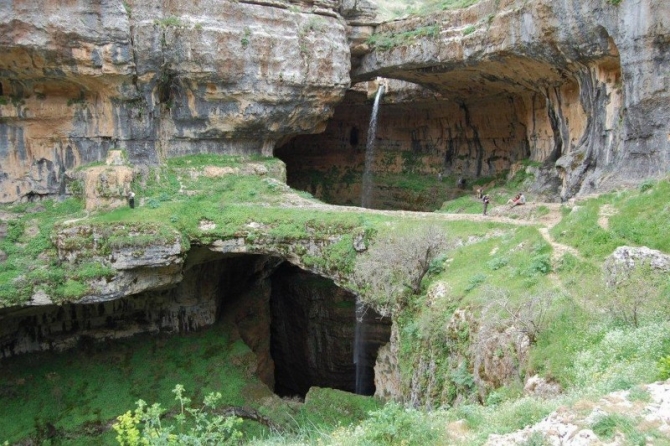 Sink Hole at Baatara.