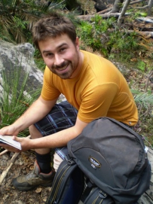 Simon now leads tours on the Bibbulmun Track.